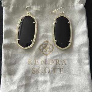 Kendra Scott gold drop earrings in black NEVER WORN